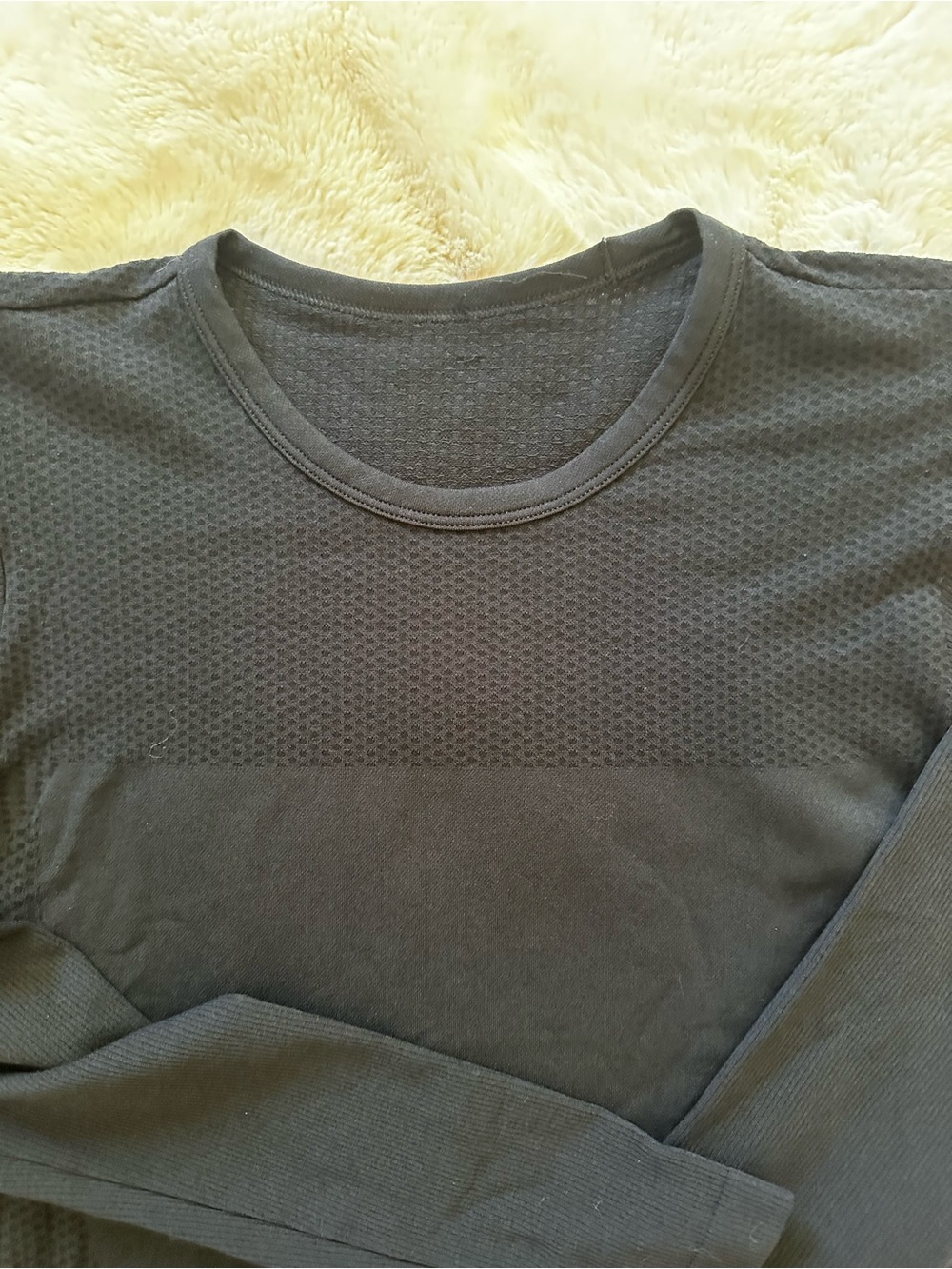 alo Seamless Essential Long Sleeve - Picture 6 of 9